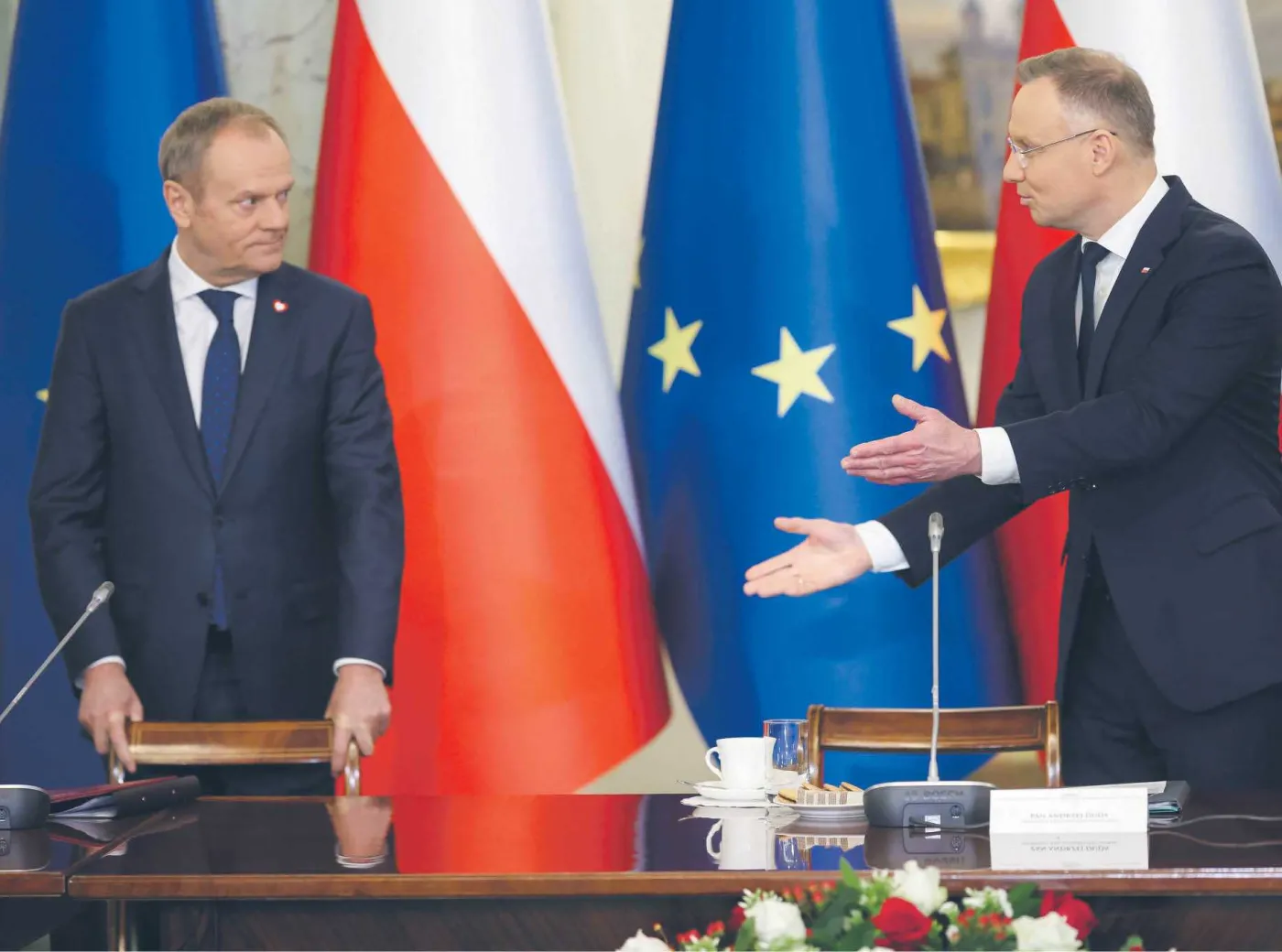 Wojna o ambasadorów czy o komisarza