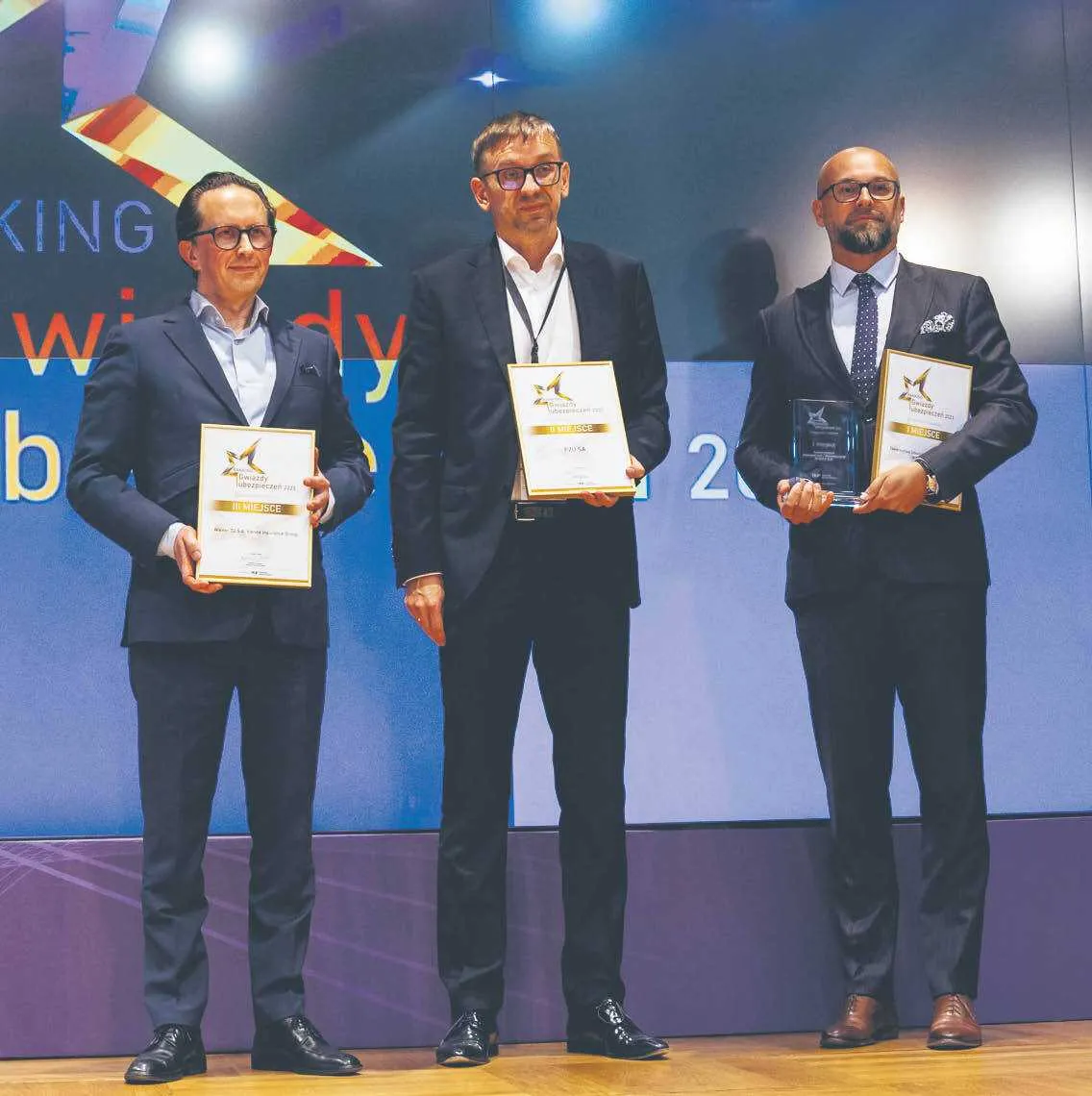 Marek Gołębiewski, członek zarządu Wiener TU S.A. Vienna Insurance Group, Maciej Rapkiewicz, członek zarządów PZU SA i PZU Życie SA, Dawid Korszeń, rzecznik prasowy WARTA SA (ubezpieczenia majątkowe)