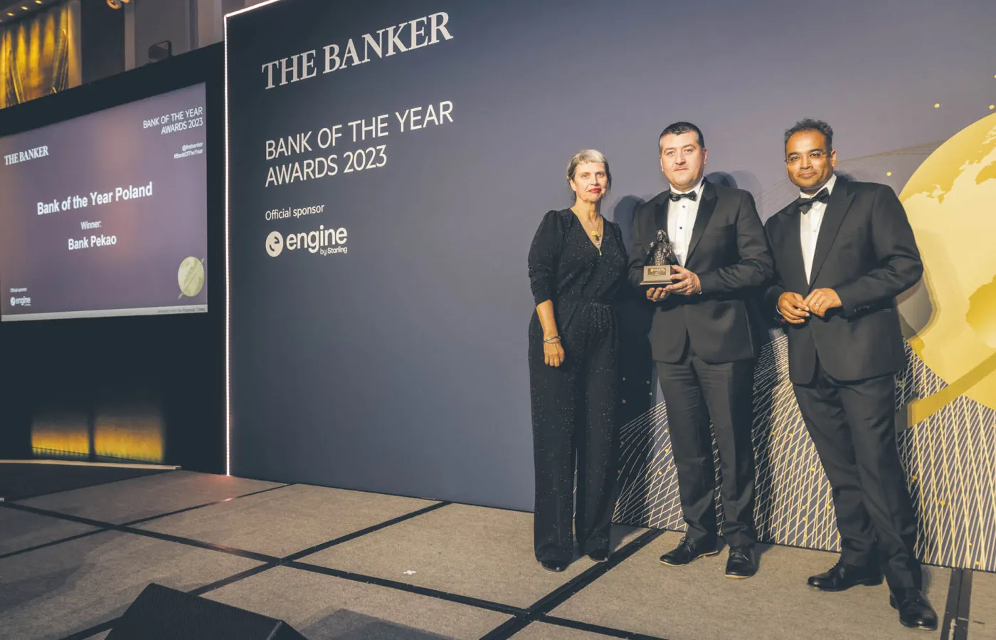 Bank Pekao S.A. z nagrodą „Bank of the Year 2023 in Poland”
