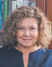 Magdalena Gaj, ekspertka Krajowej Izby Gospodarki Cyfrowej, wiceminister infrastruktury w latach 2009–2011, wiceminister administracji i cyfryzacji w latach 2011–2012, prezes UKE w latach 2012–2016