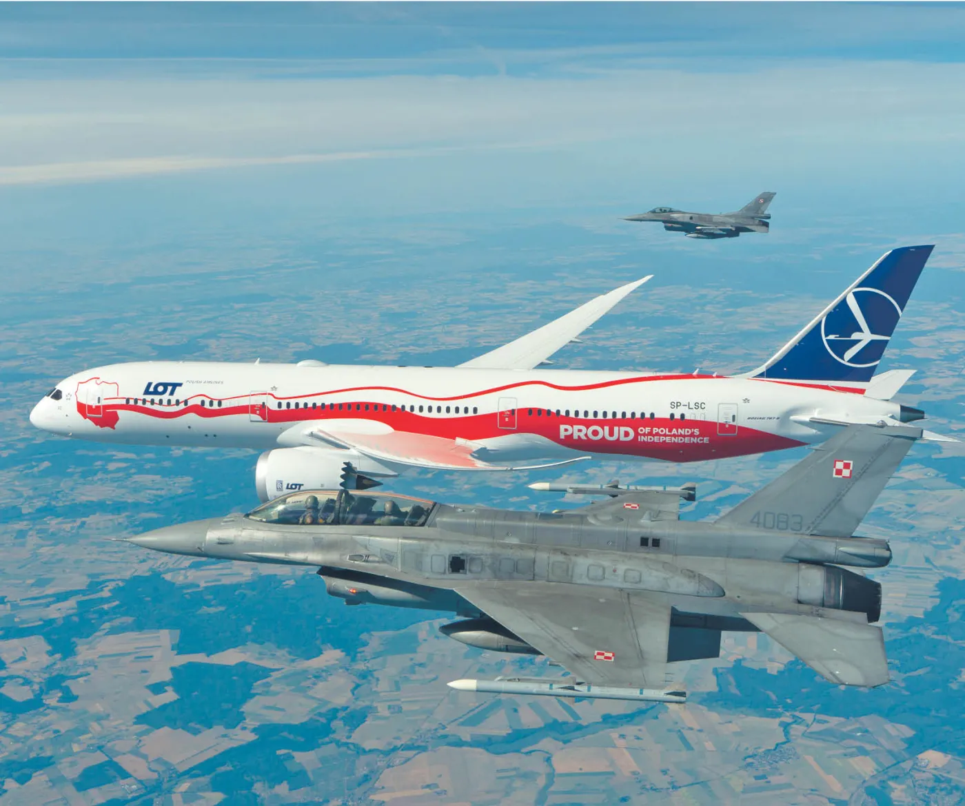 CPK: globalny port przesiadkowy LOT-u