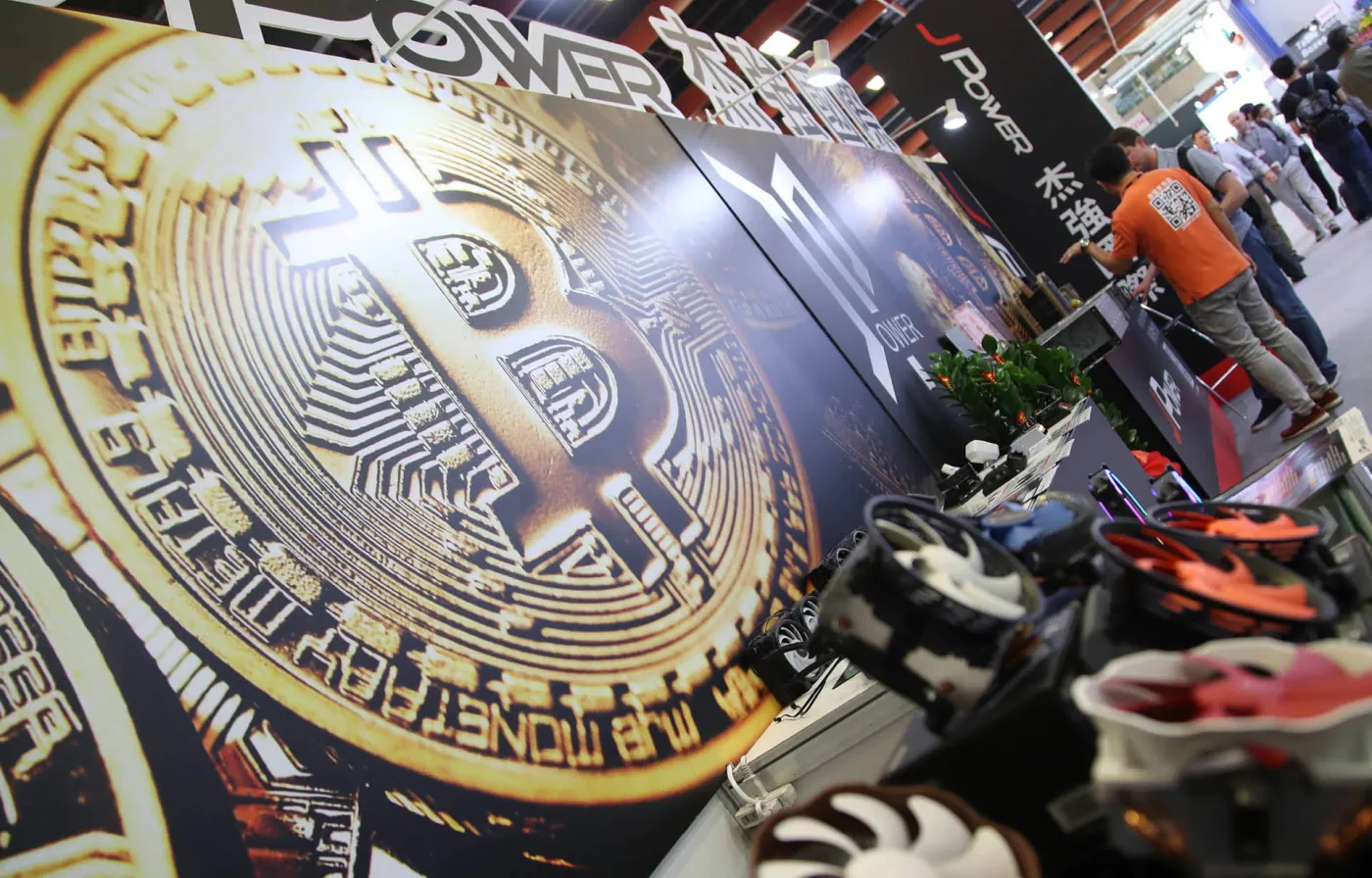 Zbyt dużo szumu wokół bitcoina