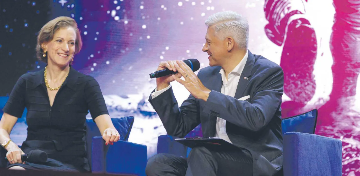 Świat się zmienia, firmy idą do przodu