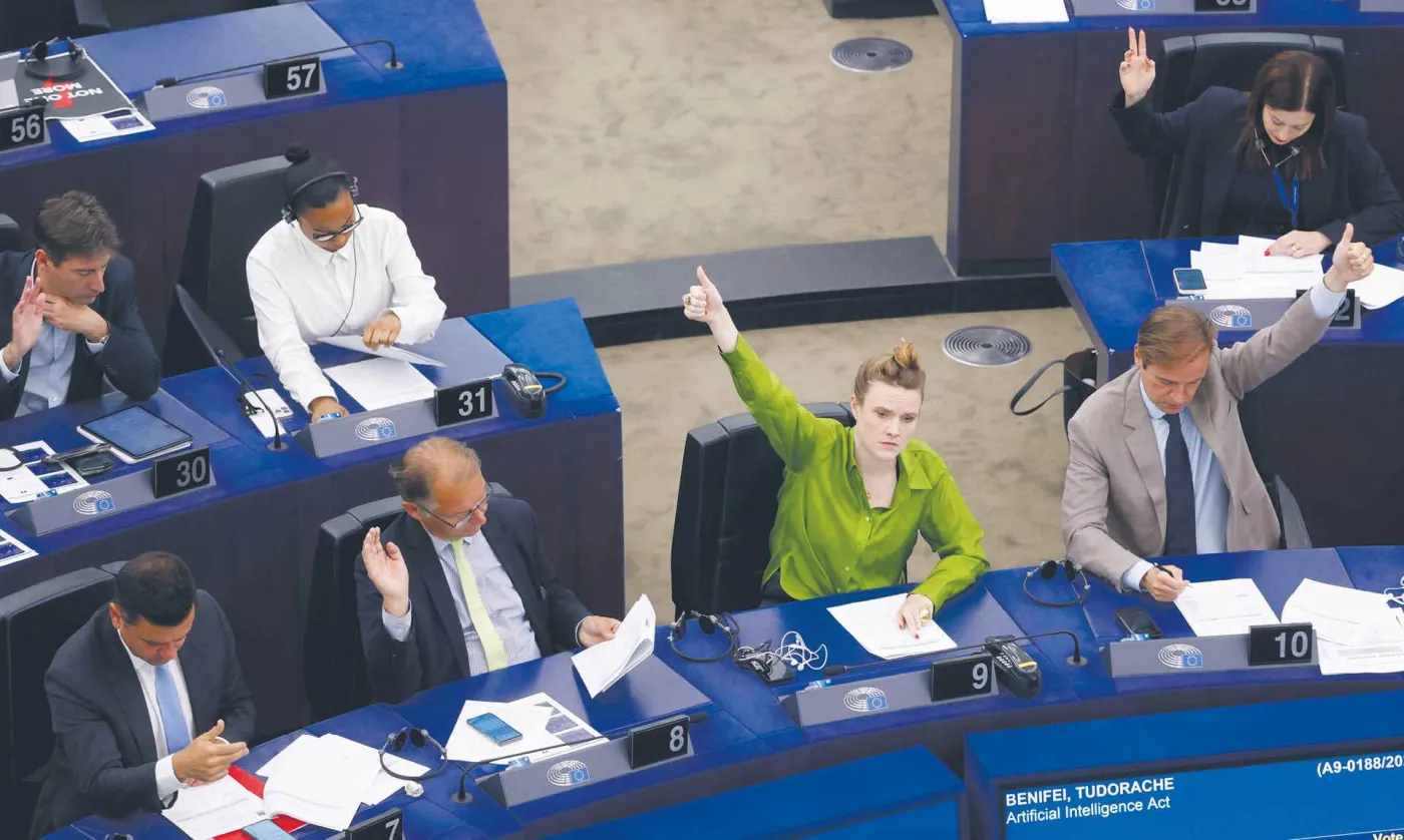Rząd pyta o AI, ale tylko biznes