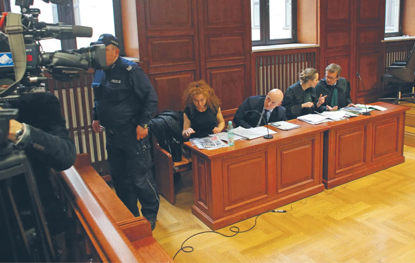 O (nie)możliwej (nie)prawdziwości opinii