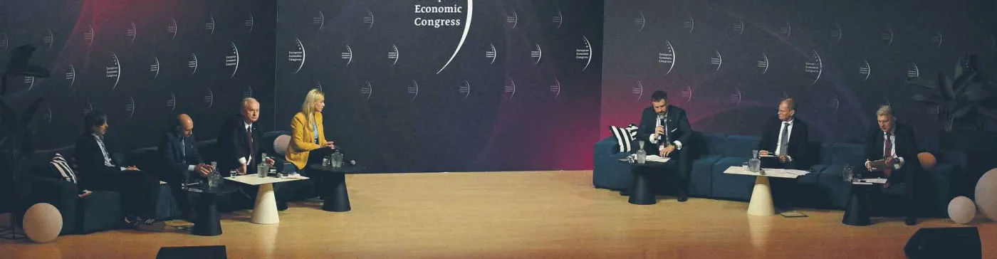 Transformacja: wspólny cel, różne programy