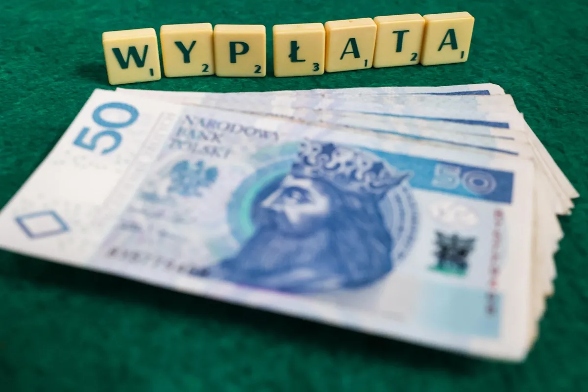 Egzekucja z wynagrodzenia: komornik nie odzyska dla ciebie pieniędzy, gdy dłużnik zarabia minimalną