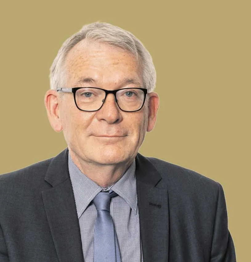 David Marsh, finansista, prezes i współzałożyciel londyńskiej grupy badawczej OMFIF (Official Monetary and Financial Institutions Forum), zajmującej się sprawami globalizacji, polityką gospodarczą, bankowością centralną i globalnym systemem finansowym