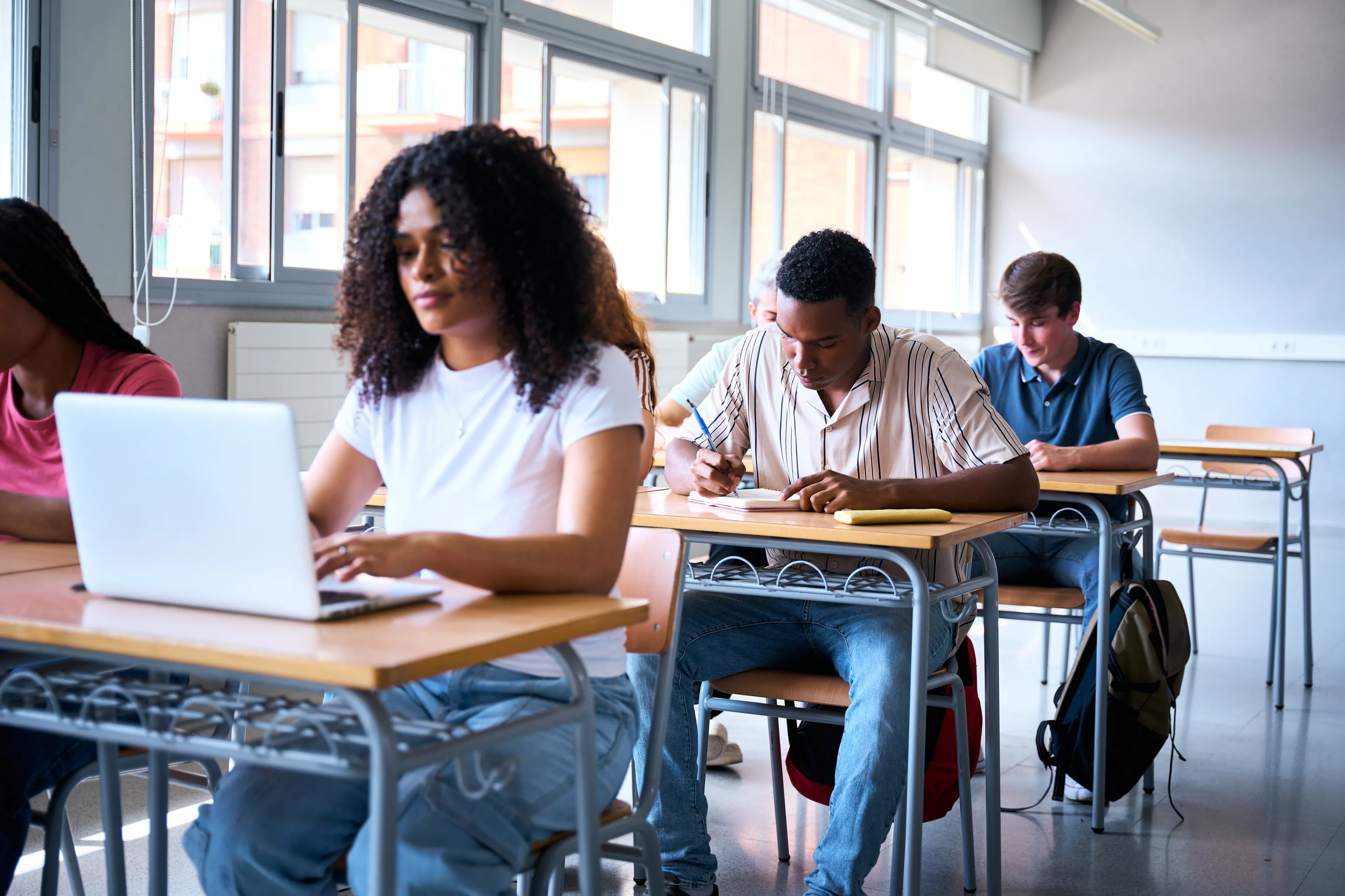 Zmiana terminu wakacji. Uczniowie i pedagodzy alarmują