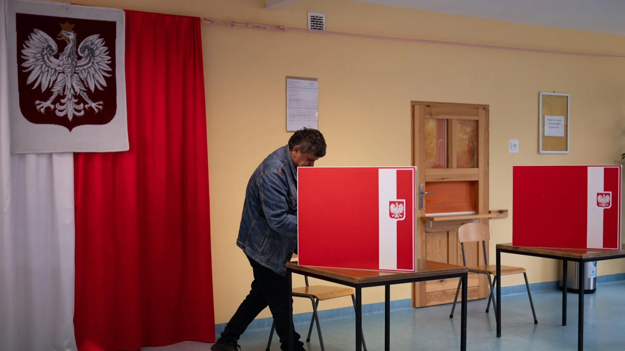 A mistake   in counting votes in the presidential election. The prosecutor's office submits a request to the court