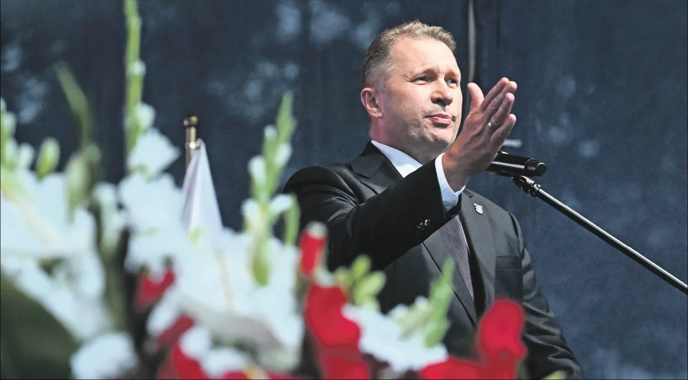 Wiceprezes PiS Przemysław Czarnek podczas uroczystości na terenie Muzeum Pamięci Ofiar Rzezi Wołyńskiej w Chełmie