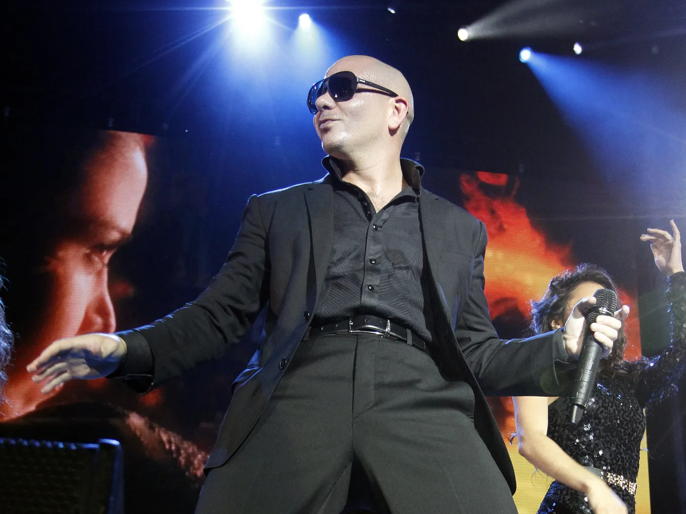 1607566-pitbull.jpg
