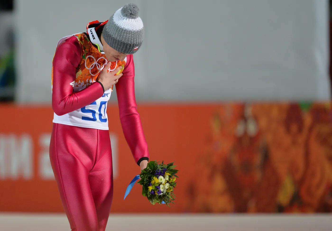 Kamil Stoch cieszy się ze zwycięstwa w Soczi