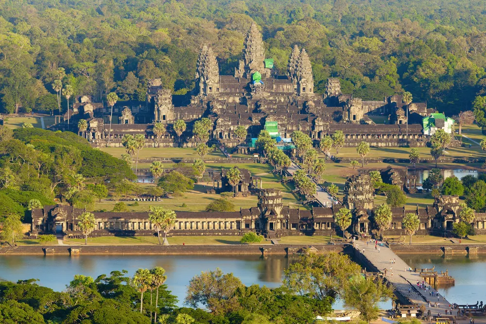 1459105-angkor-wat-najwieksza-najwazniejsza.jpg