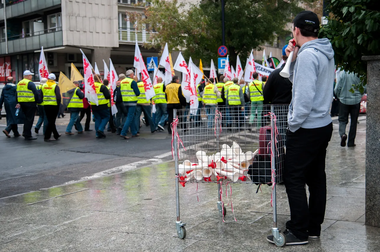 Protest związkowców z Solidarności w Warszawie. Fot. Maciek Suchorabski