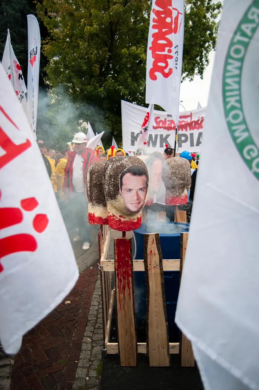 1476941-protest-zwiazkowcow-z-solidarnosci.jpg