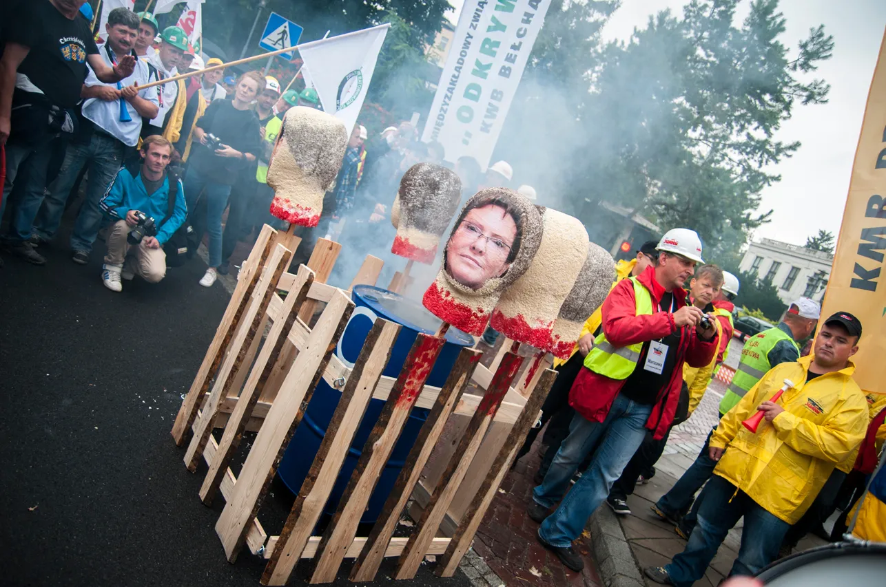 1476973-protest-zwiazkowcow-z-solidarnosci.jpg