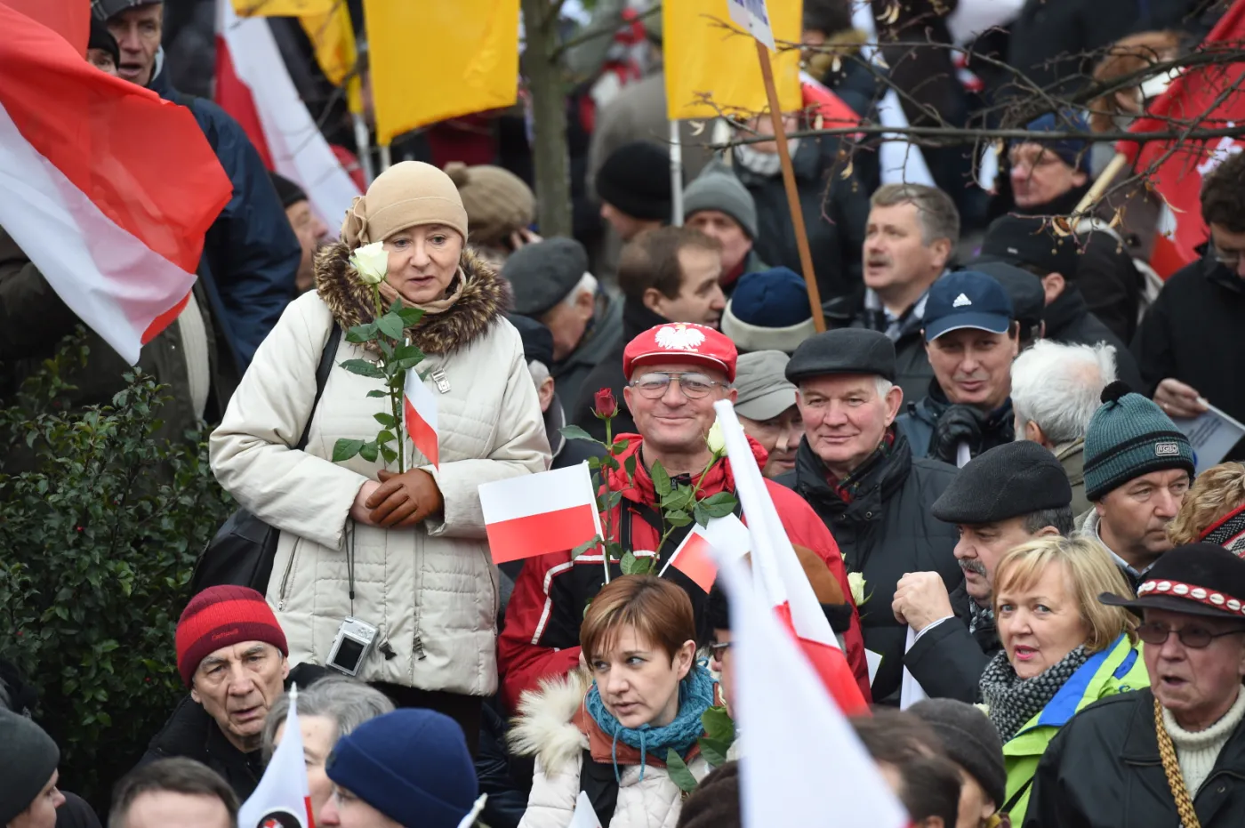 2021258-warszawa-marsz-w-obronie-demokracji.jpg