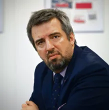 2171536-profesor-fryderyk-zoll-uniwersytet.jpg