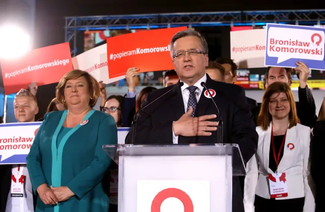 Komorowski: Mam nadzieję, że PiS zrewiduje postawę wobec JOW-ów