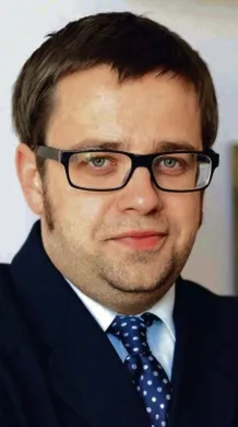 2196771-karol-koscinski-dyrektor-departamentu.jpg