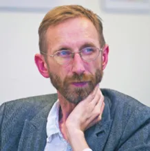 2217902-rafal-szymczak-konsultant-komunikacji.jpg