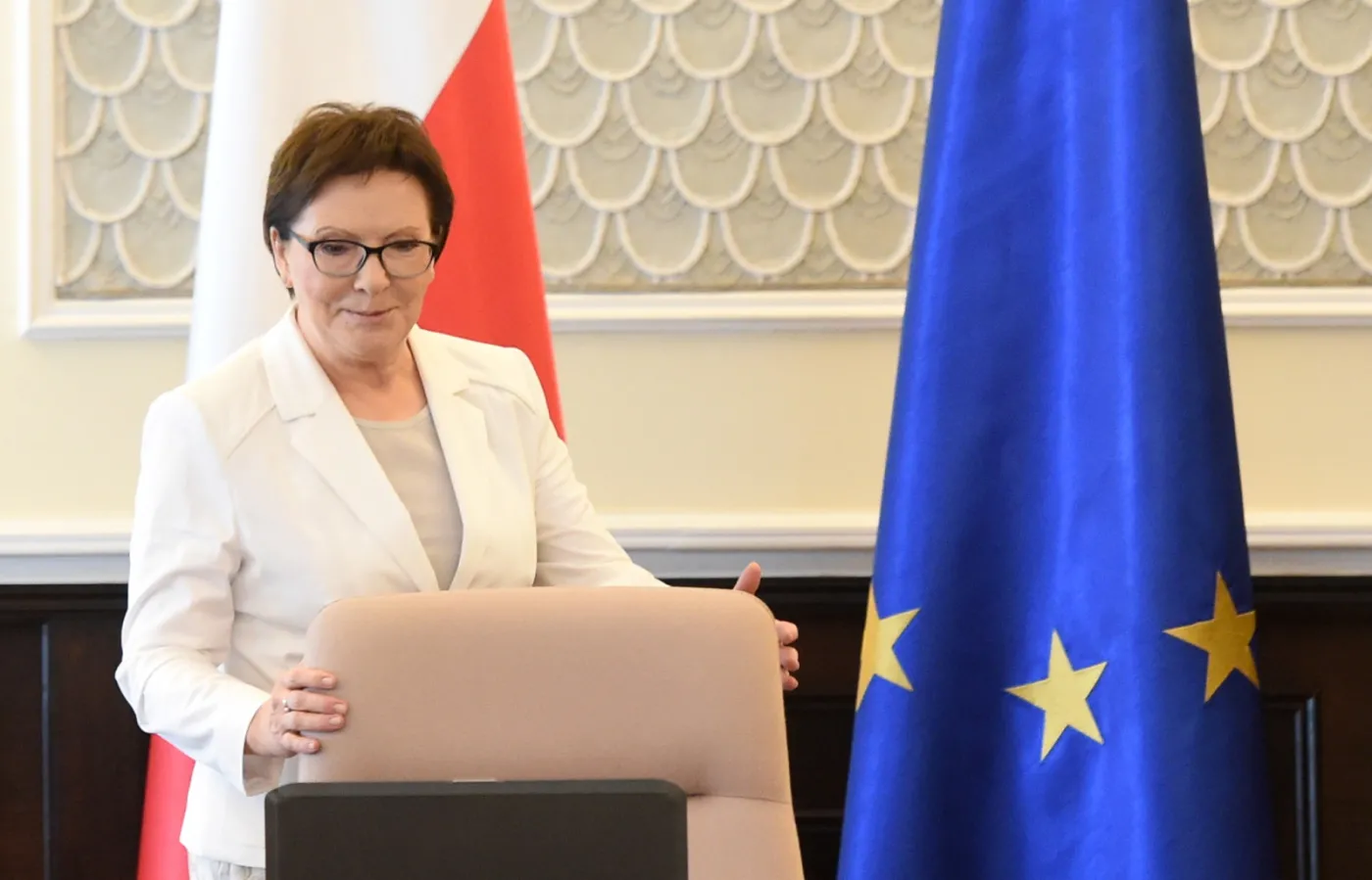 Kopacz prowadzi agitację wyborczą jeżdżąc pociągiem po Polsce? PiS zawiadamia prokuraturę