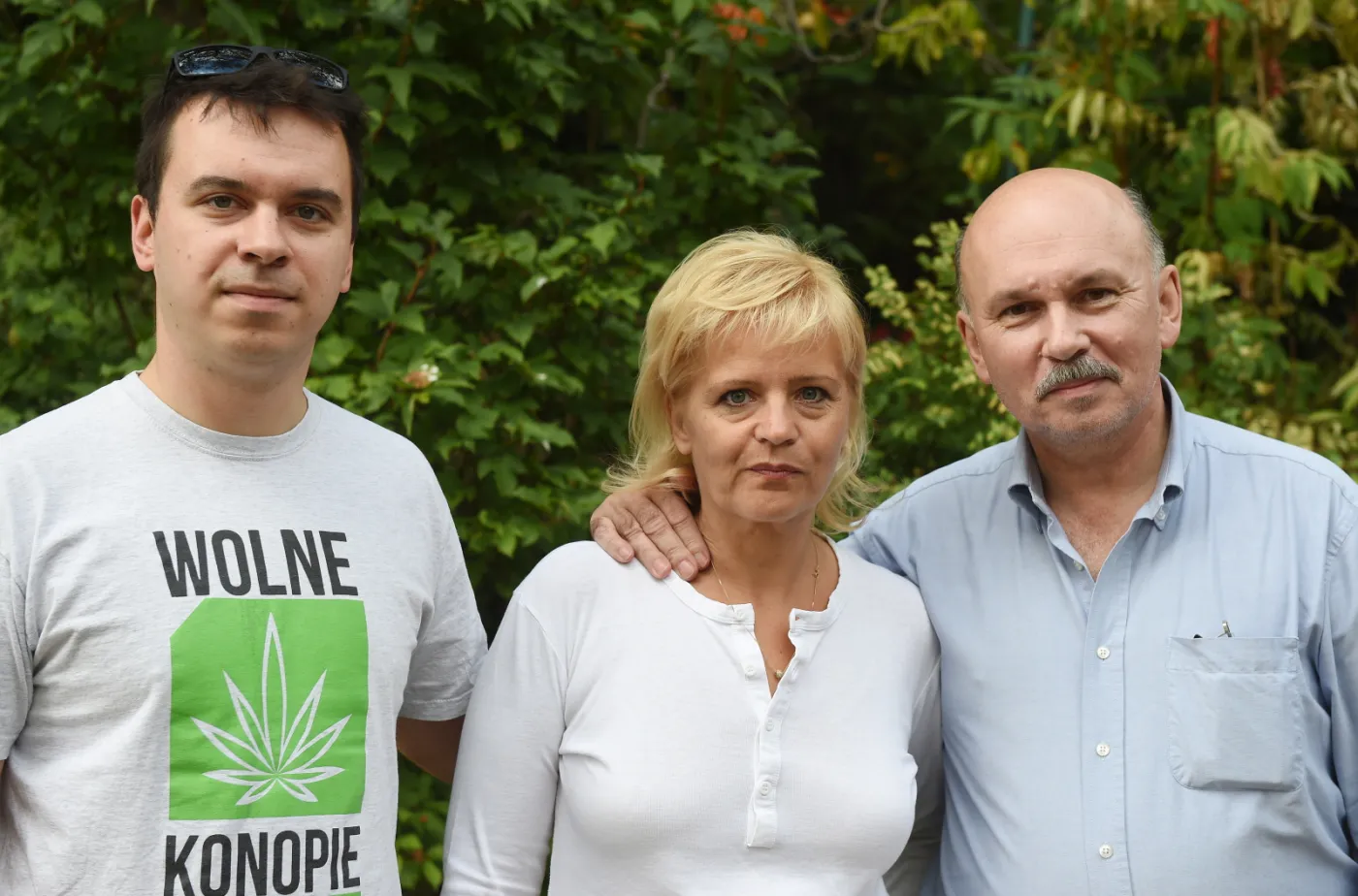 Dołeccy na wolności. Trafili za kraty, bo wieźli olej konopny dla chorej mamy