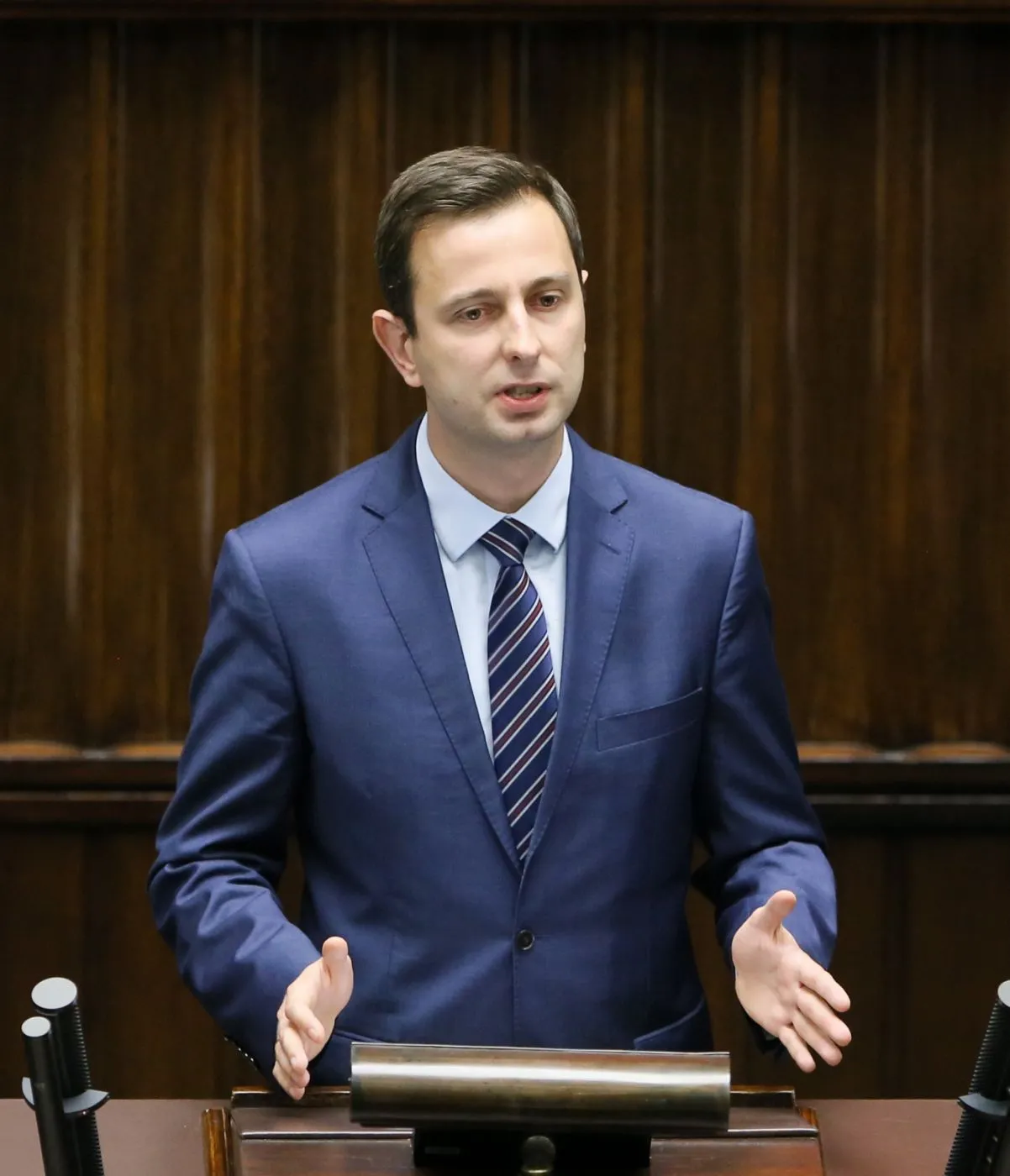 1895146-minister-pracy-i-polityki-spolecznej.jpg