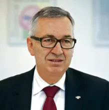2545074-stanislaw-szwed-wiceminister-rodziny.jpg