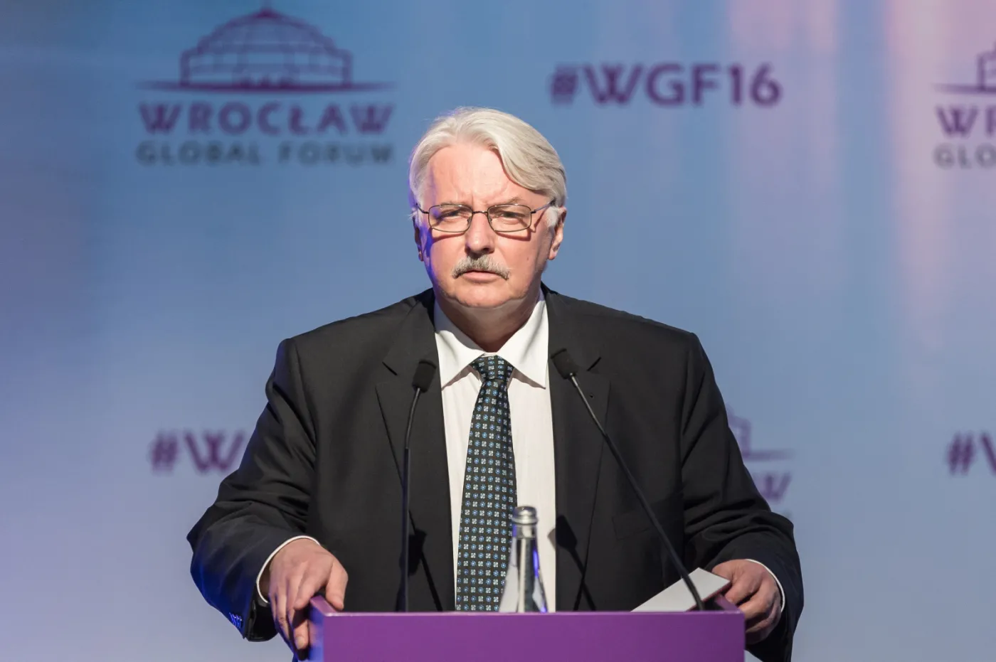 Waszczykowski: Opinia KE jest jednostronna, nie uwzględnia polskiej narracji