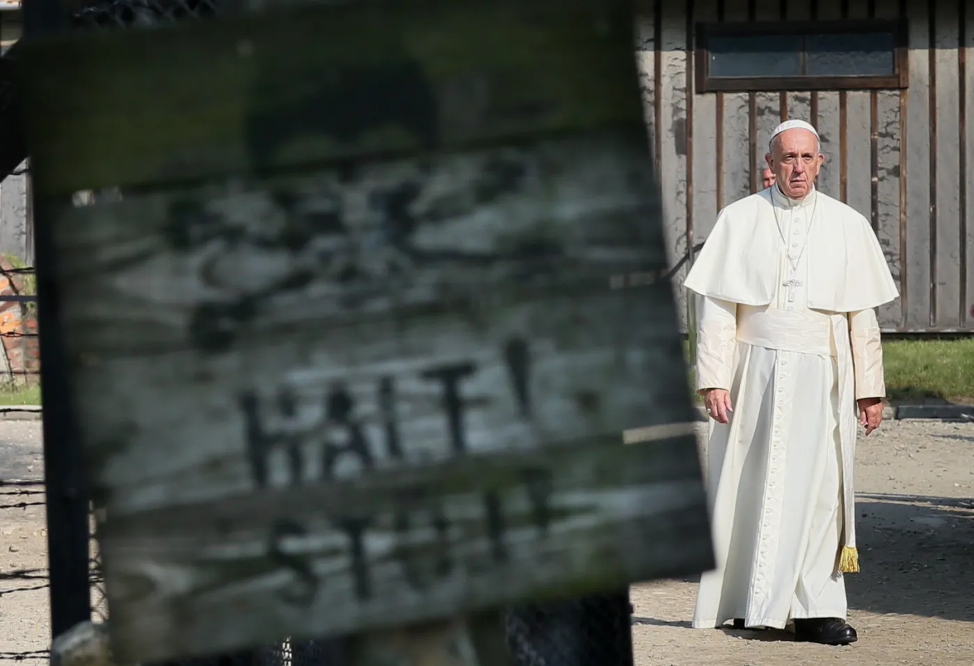 Papież w Auschwitz-Birkenau: Milczenie i modlitwa (WIDEO)