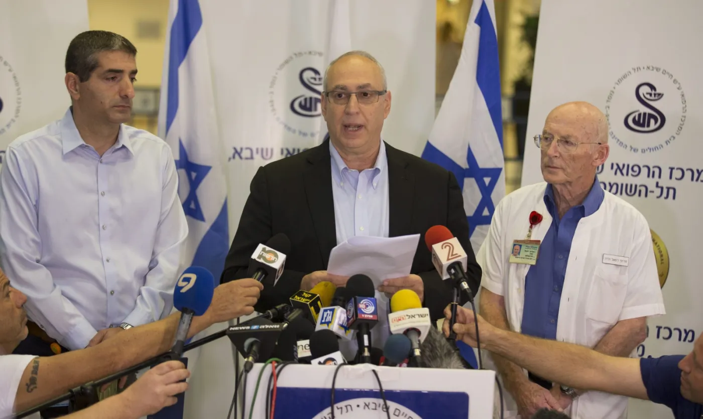 2676268-chemi-peres-syn-prezydenta-izraela.jpg