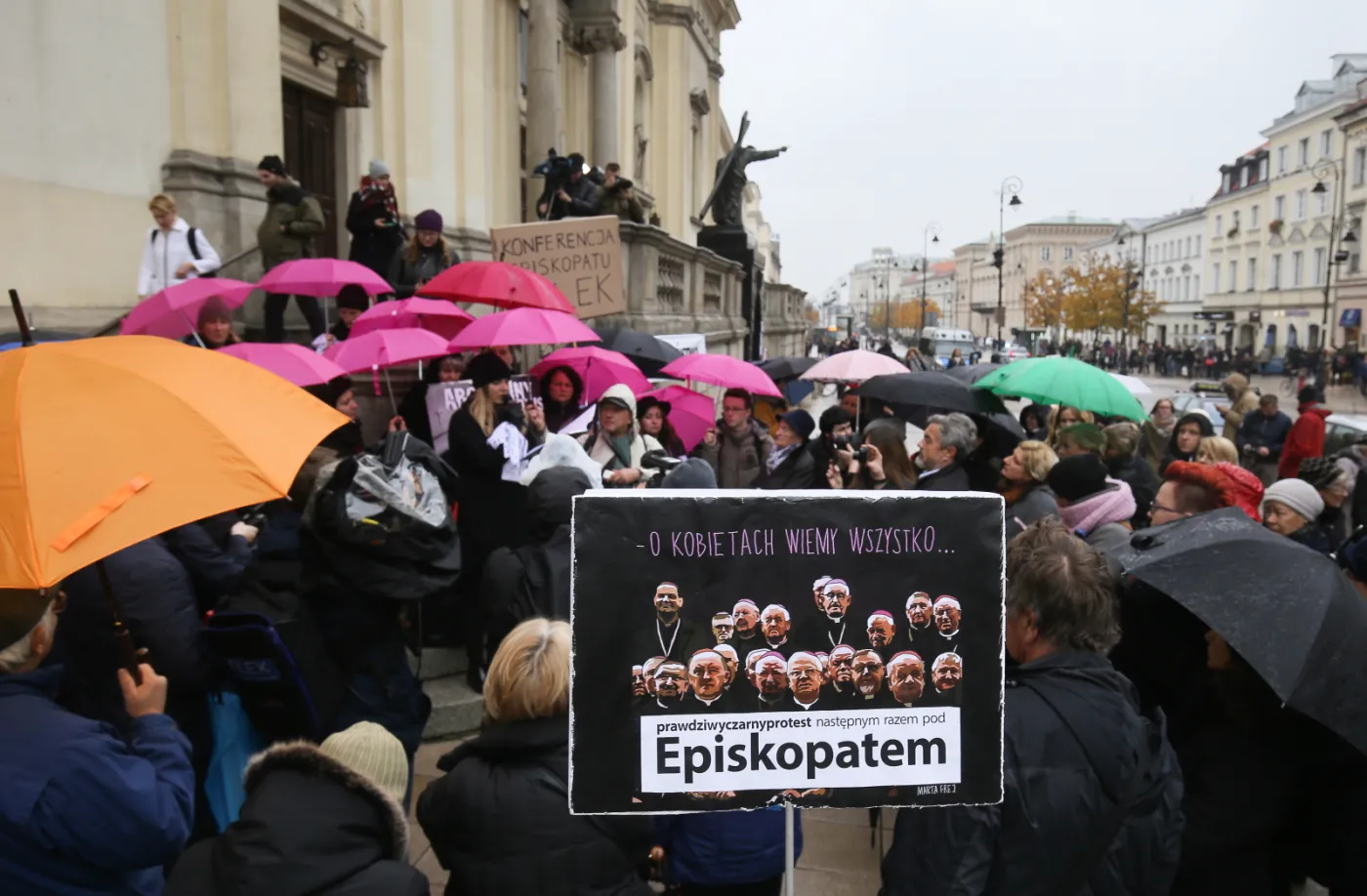 2703977-konferencja-episkopatu-polek-przed.jpg