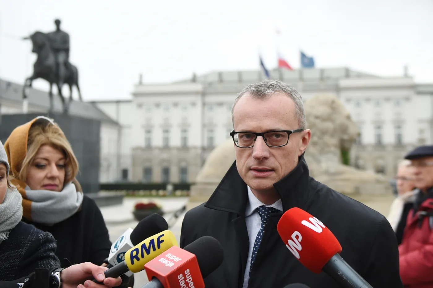 Magierowski: Ekshumacje są konieczne. Przez zaniedbania tuż po katastrofie