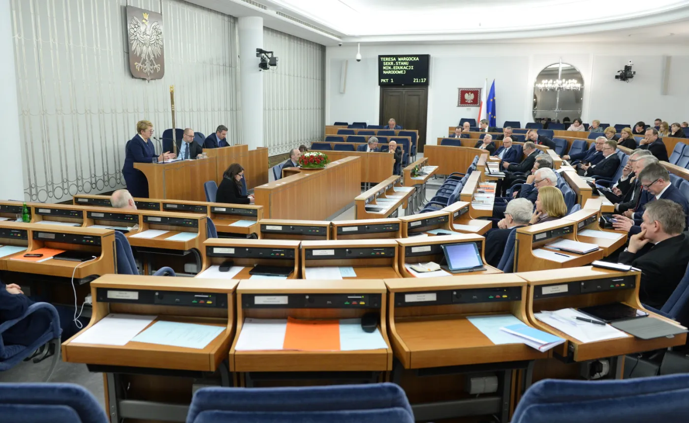 Osiem godzin trwała debata o sześciolatkach w Senacie: Dajmy szanse rodzicom, którzy chcą jak najlepiej dla swoich dzieci
