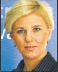 2418254-renata-kostowska-rzeczniczka-prasowa.gif