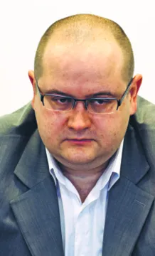 2464487-marcin-wegrzyniak-dyrektor-centrum.jpg