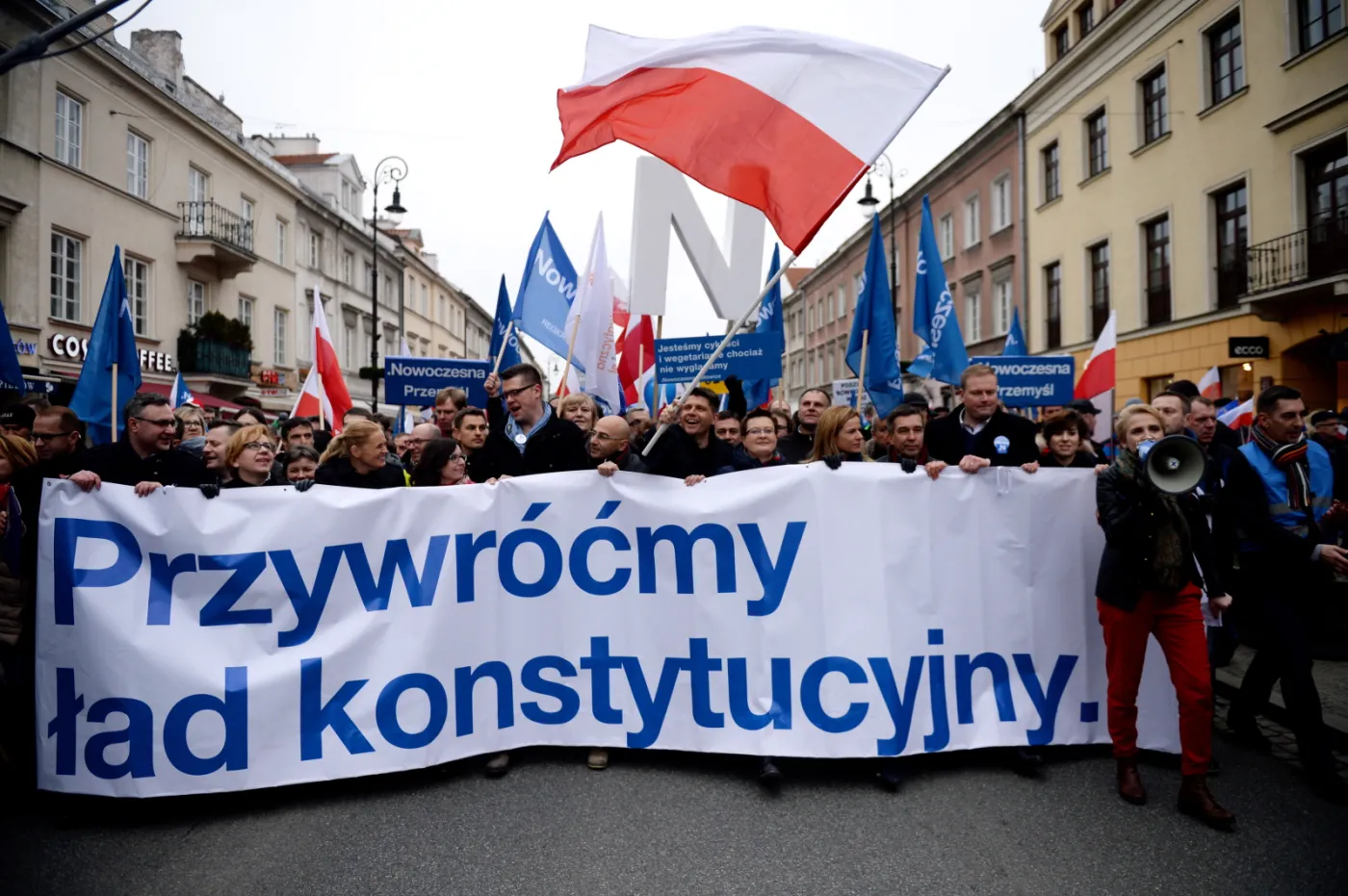 2487087-demonstracja-pod-haslem-przywrocmy.jpg