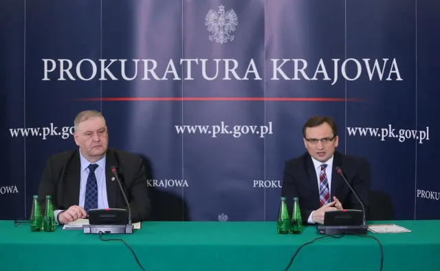Święczkowski: Zarzuty dotyczą oszustwa w stosunku do mienia znacznej wartości