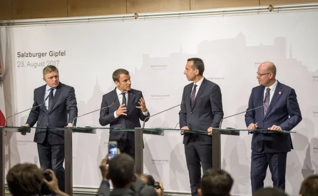 Premier: Doradzam prezydentowi Francji, żeby zajął się sprawami swojego kraju