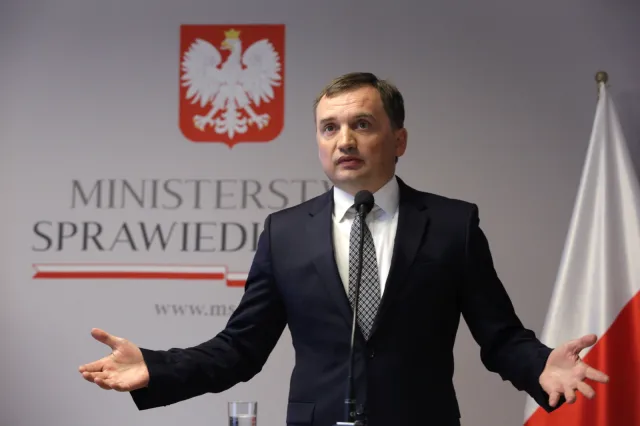 Ziobro: Sprowadzenie sprawców gwałtu w Rimini do Polski byłoby dla nich prezentem