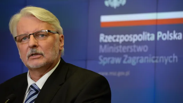 Waszczykowski: Tusk nie pomaga w realizacji interesu Polski
