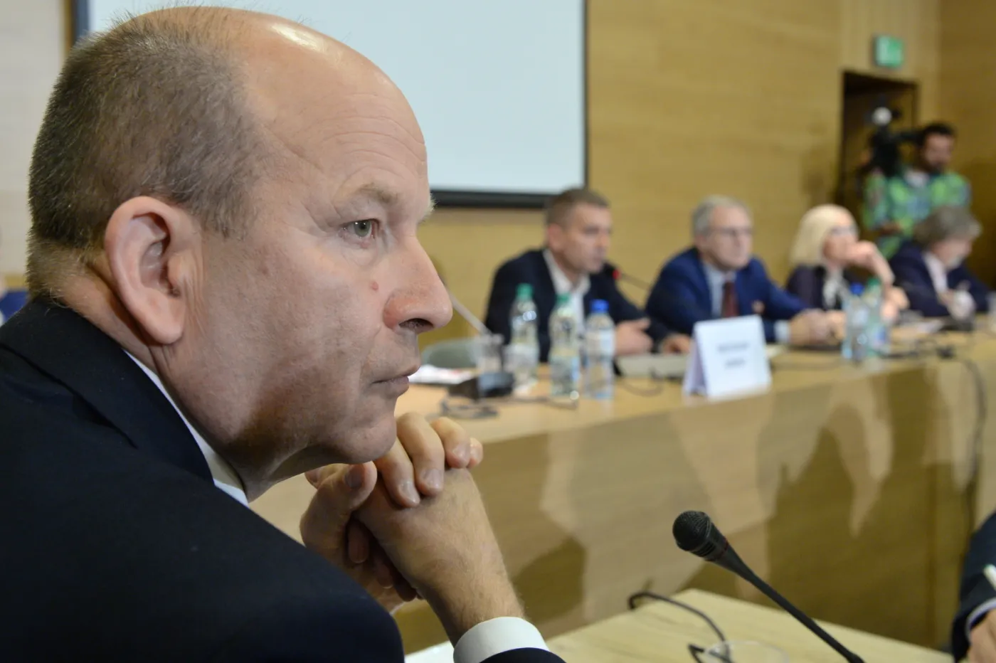 Radziwiłł: Wynagrodzenia rezydentów wzrosną o ponad 2 tys. złotych