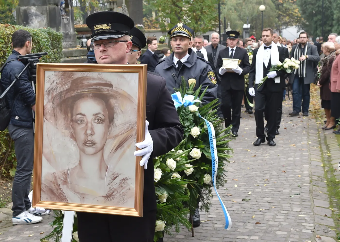 Ostatnie pożegnanie artystki z Piwnicy pod Baranami Anny Szałapak