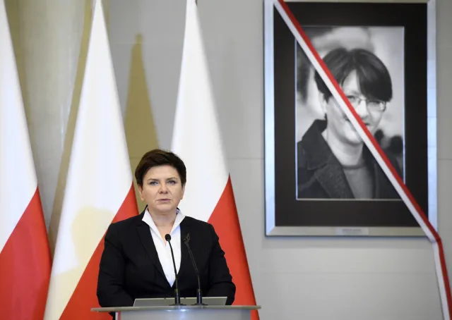 Szydło: Grażyna Gęsicka zaraziła nas ideą zrównoważonego rozwoju