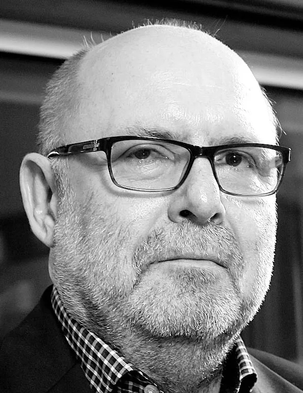 3392486-marek-cywinskidyrektor-zarzadzajacy.jpg