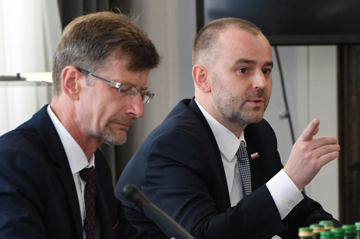 Mucha w Senacie: Nadszedł czas, aby oddać obywatelom głos w kwestii ustroju Rzeczypospolitej