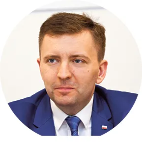 3317854-lukasz-schreiber-posel-pis-ekspert.jpg