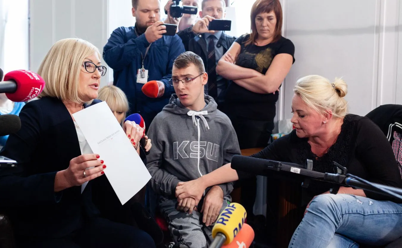 Porozumienie w sprawie wsparcia osób niepełnosprawnych bez zgody protestujących i bez propozycji Morawieckiego